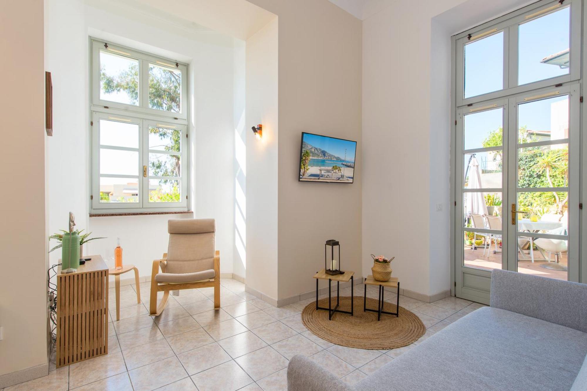 Oliviers -Agreable 2 Pieces Dans Maison Bourgeoise Menton Dış mekan fotoğraf