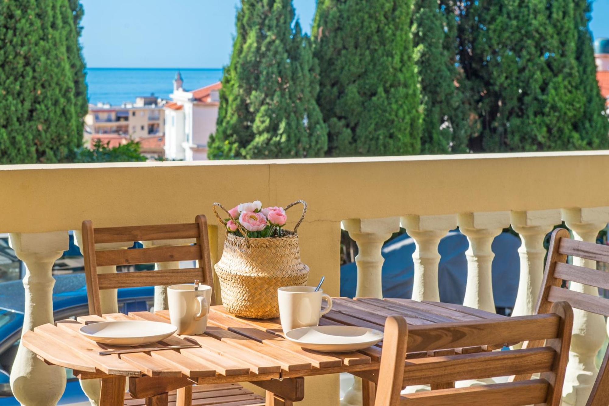 Oliviers -Agreable 2 Pieces Dans Maison Bourgeoise Menton Dış mekan fotoğraf